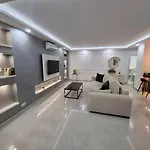 Happy Travel Marbella Renovated Duplex