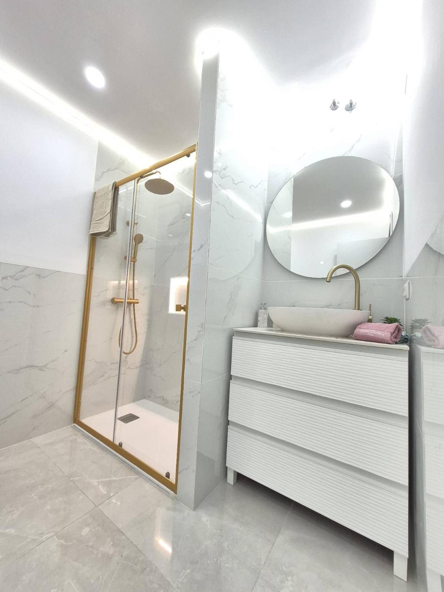 Appartamento Happy Travel Renovated Duplex