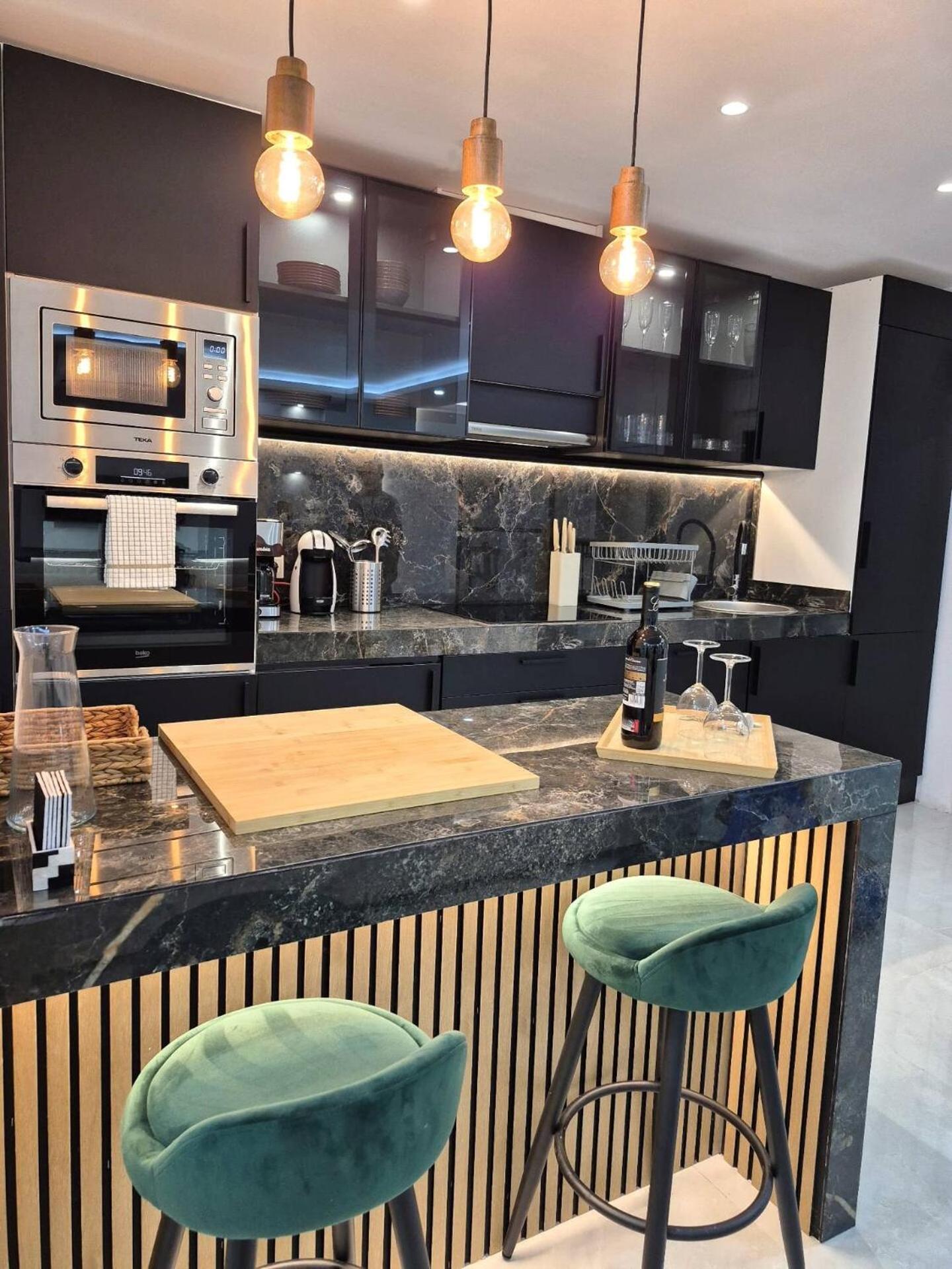 Happy Travel Renovated Duplex