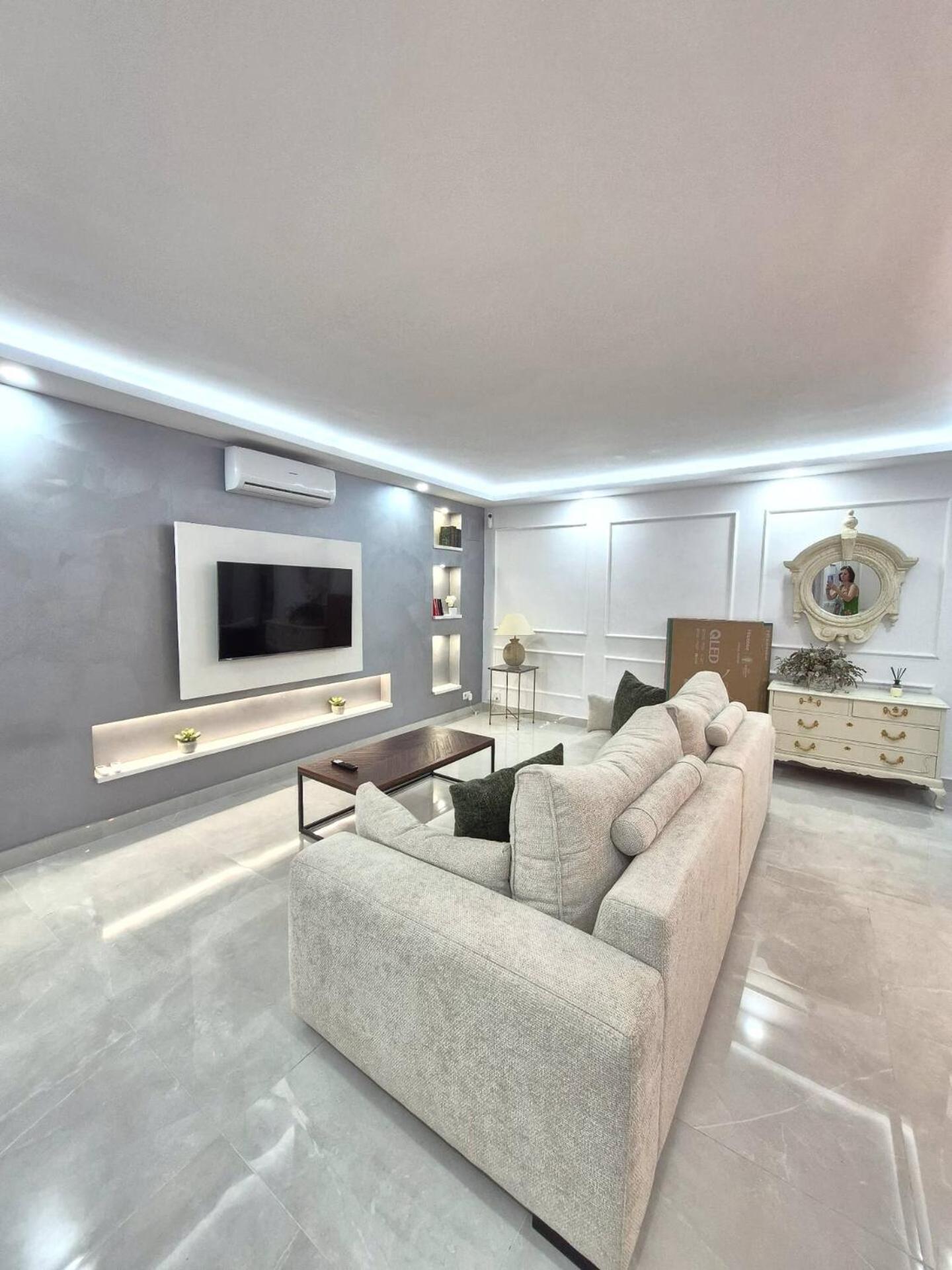 Happy Travel Renovated Duplex