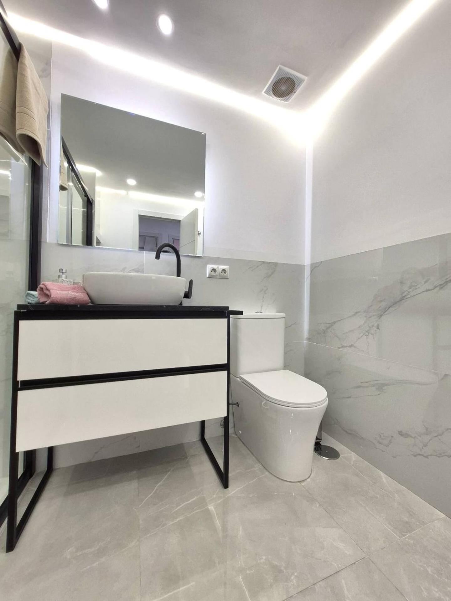 Appartamento Happy Travel Renovated Duplex *