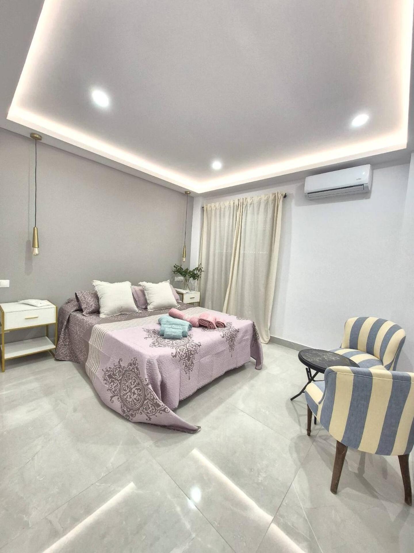 Happy Travel Renovated Duplex Apartemen *