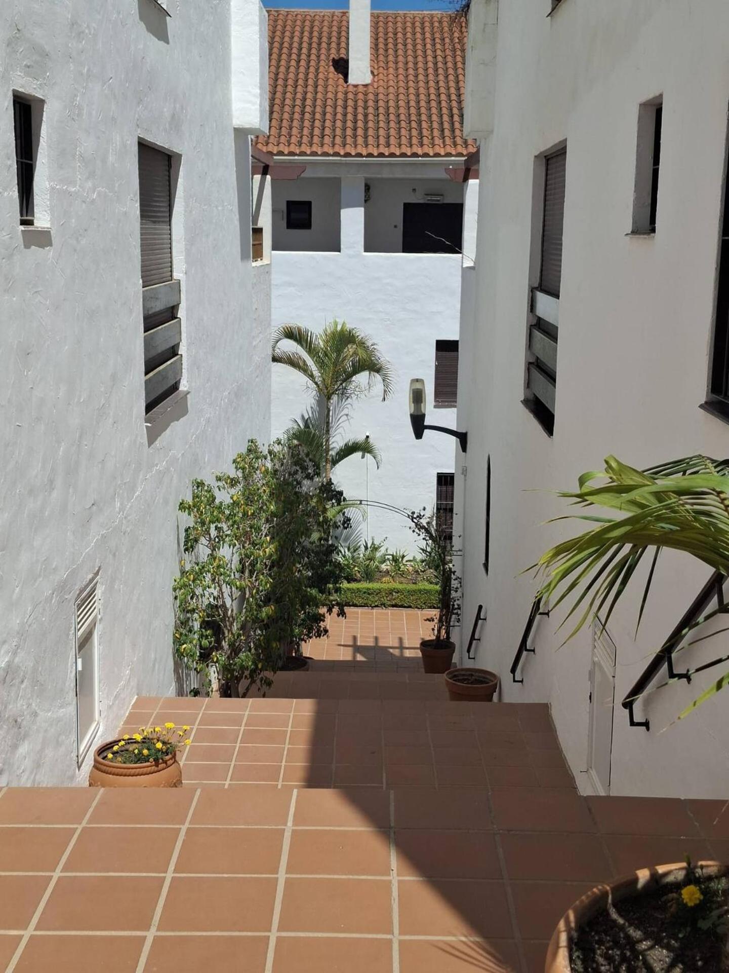 Apartemen Happy Travel Renovated Duplex